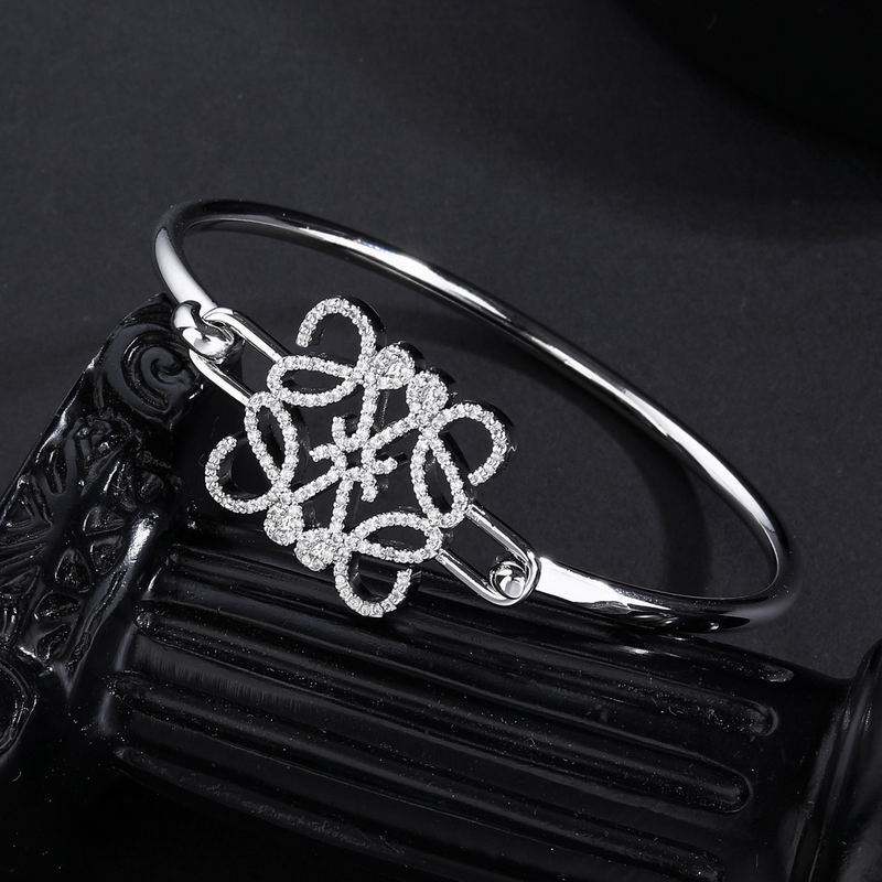 Loewe bracelet 04lyx11